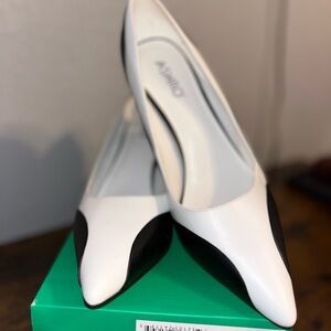 Women's Black and White Heels